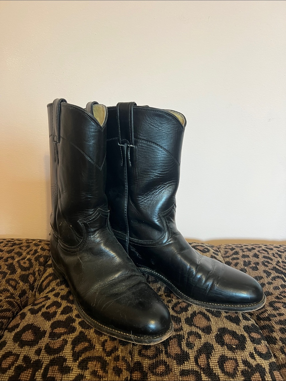 Black Justin classic women's Leather Western roper Boots L3703 made in USA